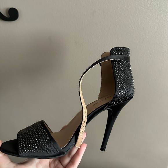 Women’s heels - Picture 2 of 5